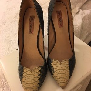 Betsey Johnson pumps